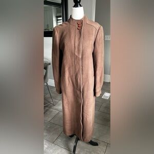 Elegant Brown Women's Coat